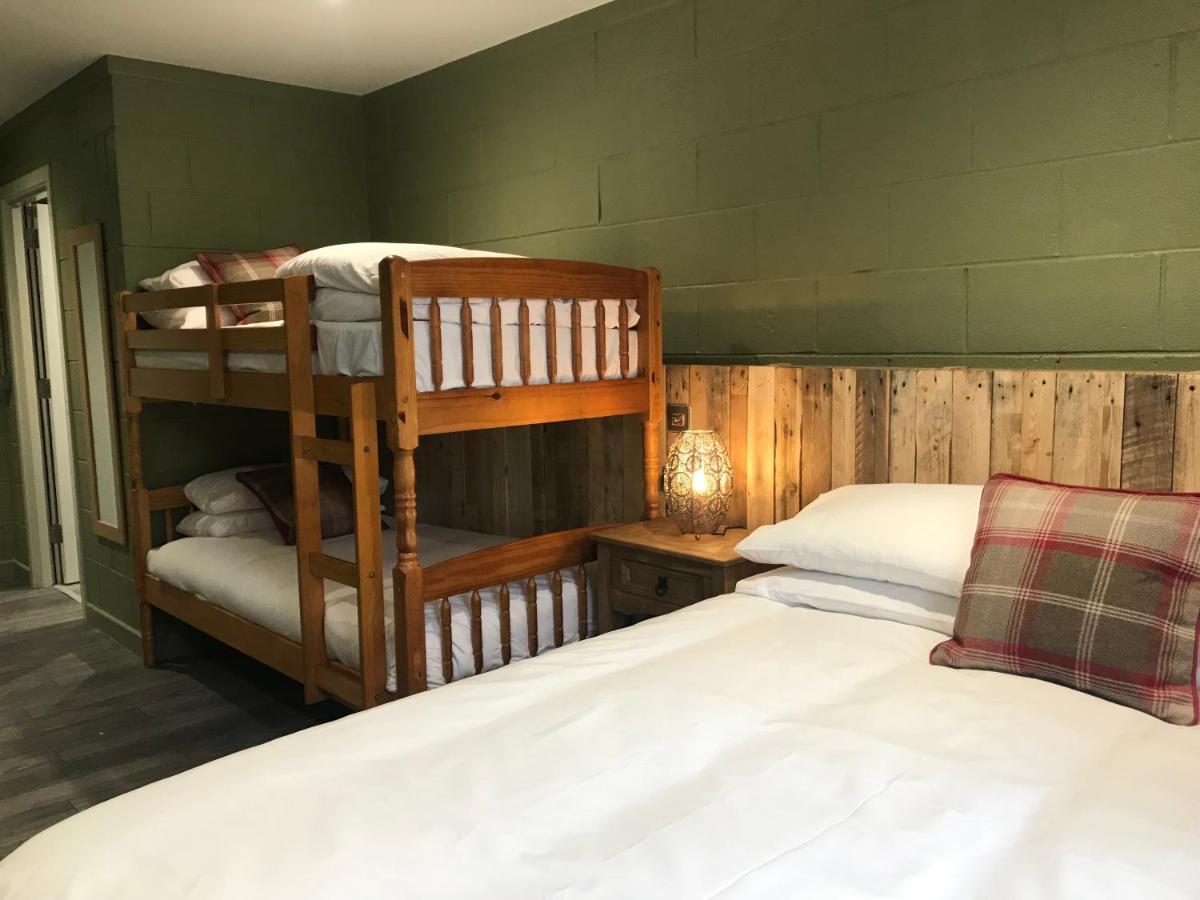 Rostrevor Mountain Lodge - Glamping Pods - Revive Sauna & Hot Tubs Екстер'єр фото