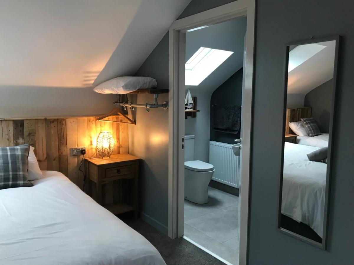 Rostrevor Mountain Lodge - Glamping Pods - Revive Sauna & Hot Tubs Екстер'єр фото