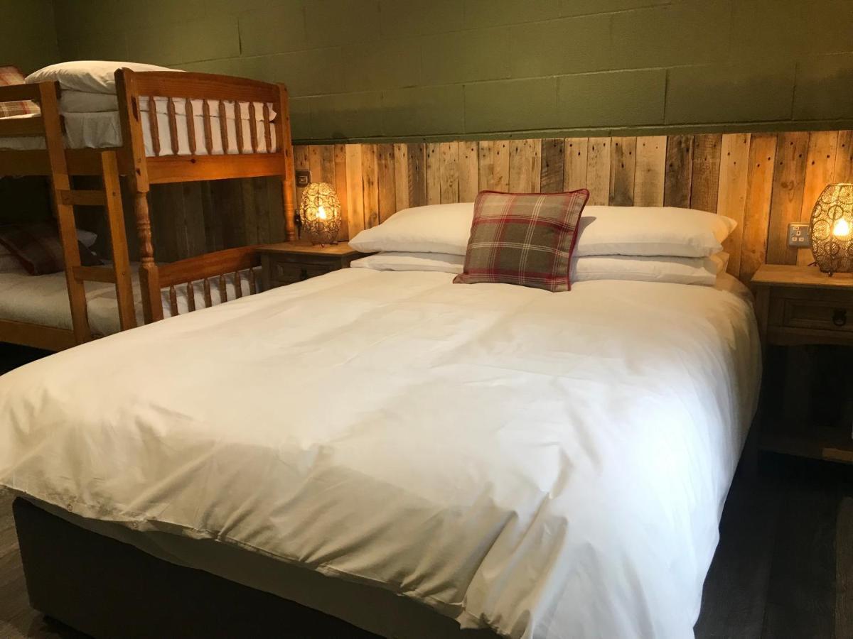 Rostrevor Mountain Lodge - Glamping Pods - Revive Sauna & Hot Tubs Екстер'єр фото