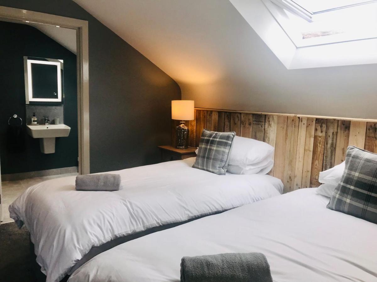 Rostrevor Mountain Lodge - Glamping Pods - Revive Sauna & Hot Tubs Екстер'єр фото