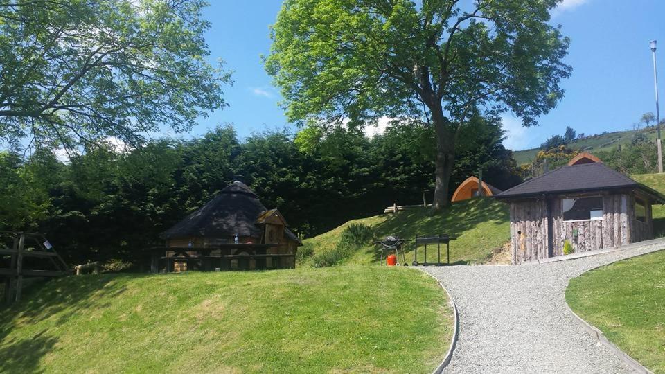 Rostrevor Mountain Lodge - Glamping Pods - Revive Sauna & Hot Tubs Екстер'єр фото