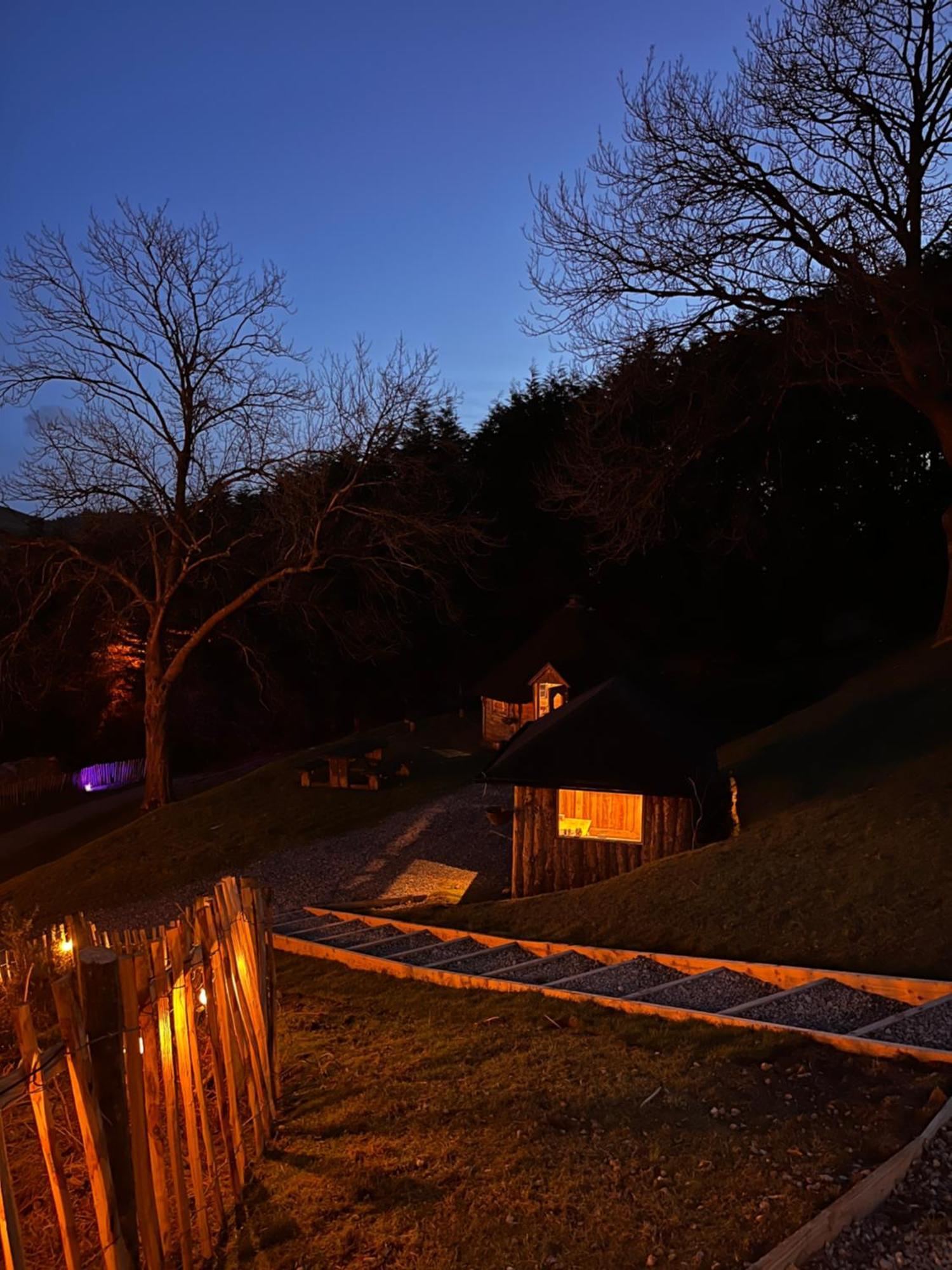 Rostrevor Mountain Lodge - Glamping Pods - Revive Sauna & Hot Tubs Екстер'єр фото