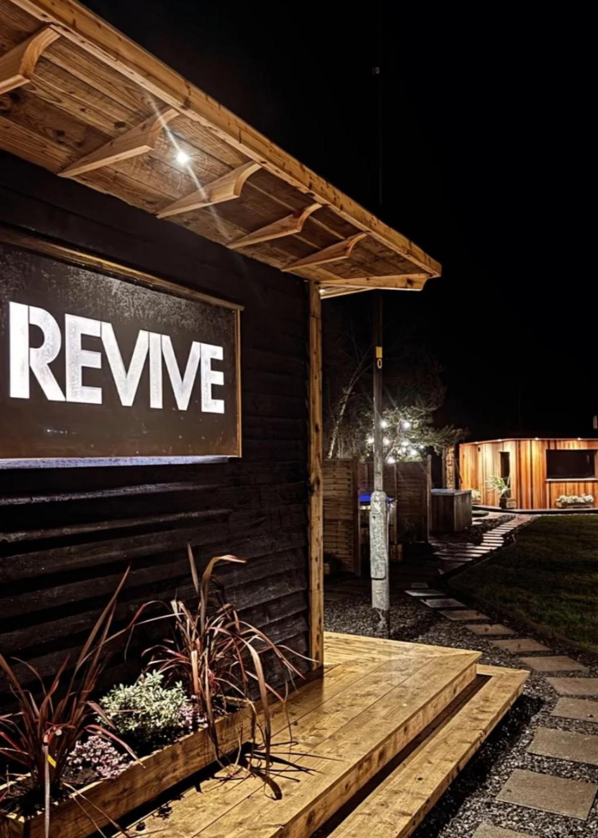 Rostrevor Mountain Lodge - Glamping Pods - Revive Sauna & Hot Tubs Екстер'єр фото