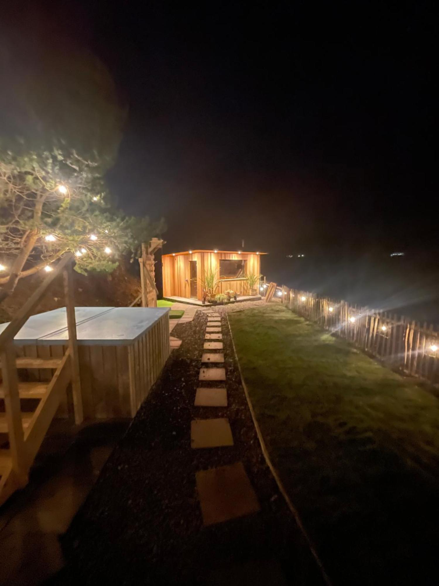 Rostrevor Mountain Lodge - Glamping Pods - Revive Sauna & Hot Tubs Екстер'єр фото