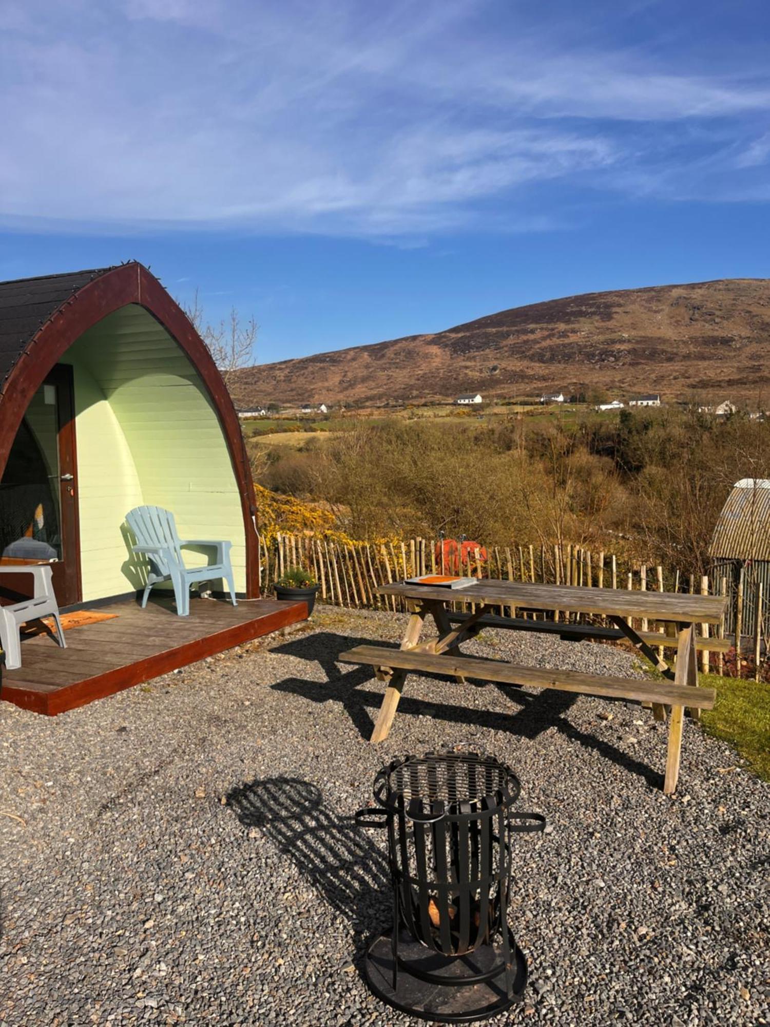 Rostrevor Mountain Lodge - Glamping Pods - Revive Sauna & Hot Tubs Екстер'єр фото